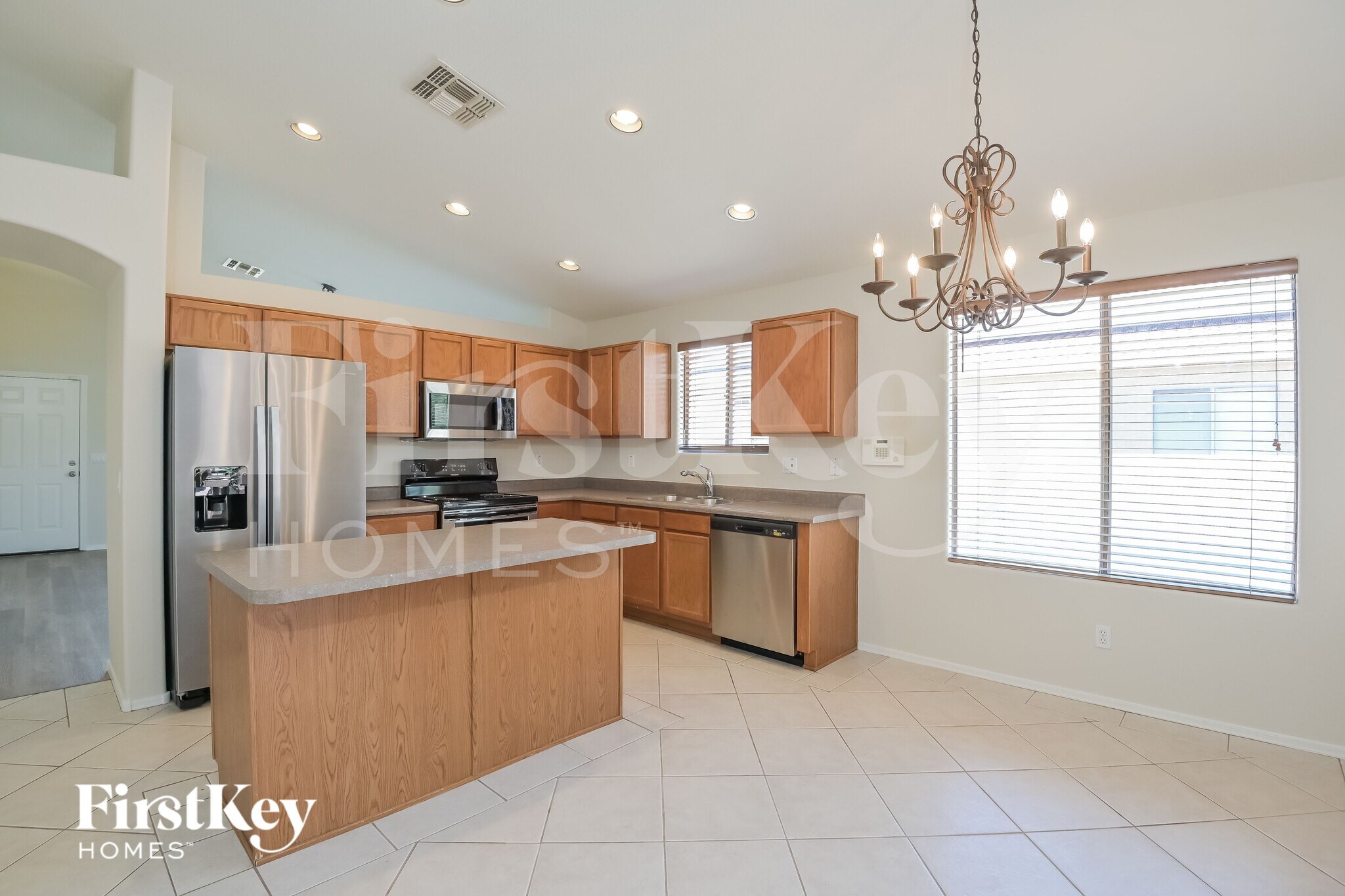 Building Photo - 6951 W Red Rock Dr