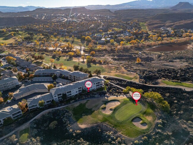 Building Photo - 225 N Country Ln