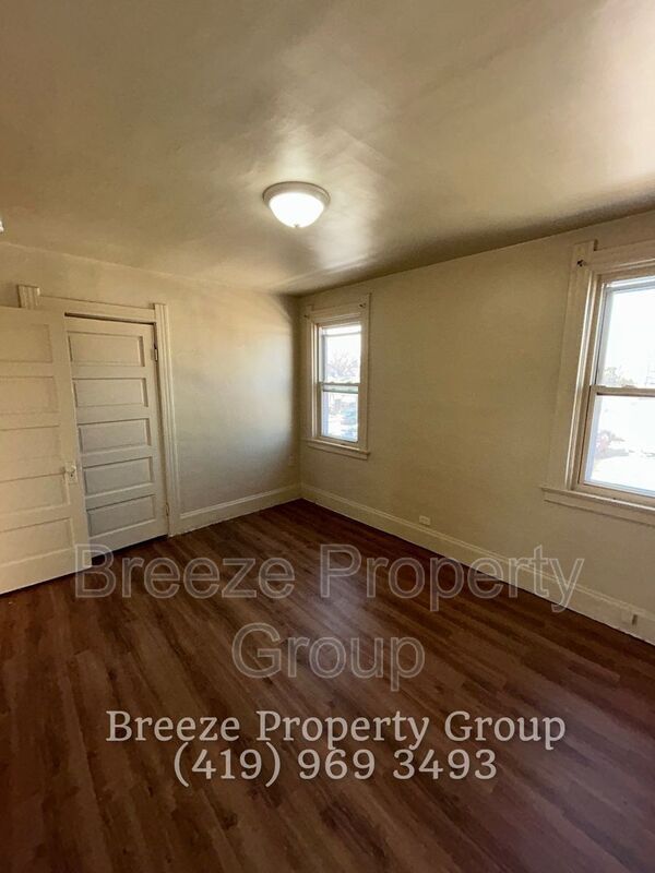 Building Photo - 1537 Remington St