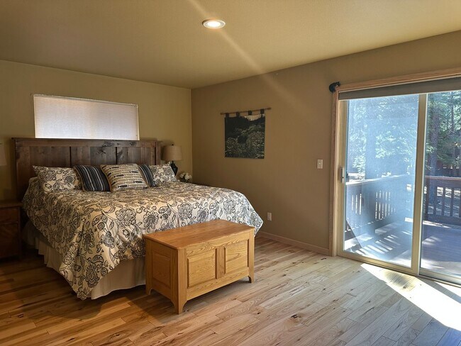 Building Photo - Tahoe Donner Ski Lease