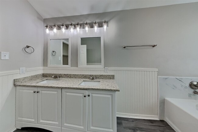 Building Photo - 16510 Barker Ranch Ct