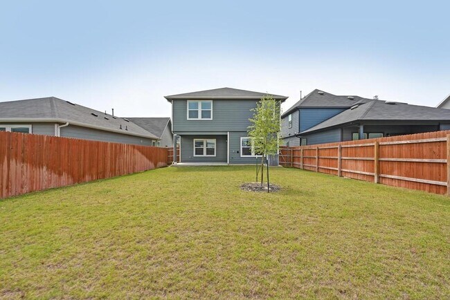 Building Photo - 164 Frogmore Lp