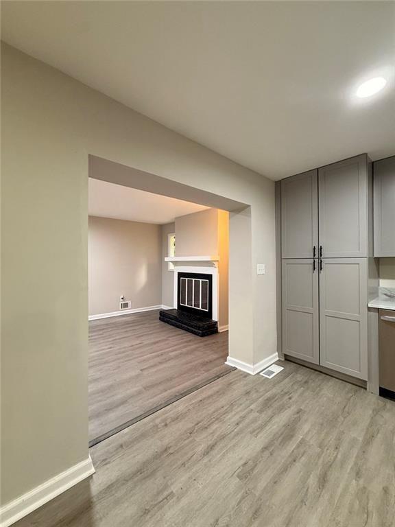 Building Photo - 3891 Artist View Dr