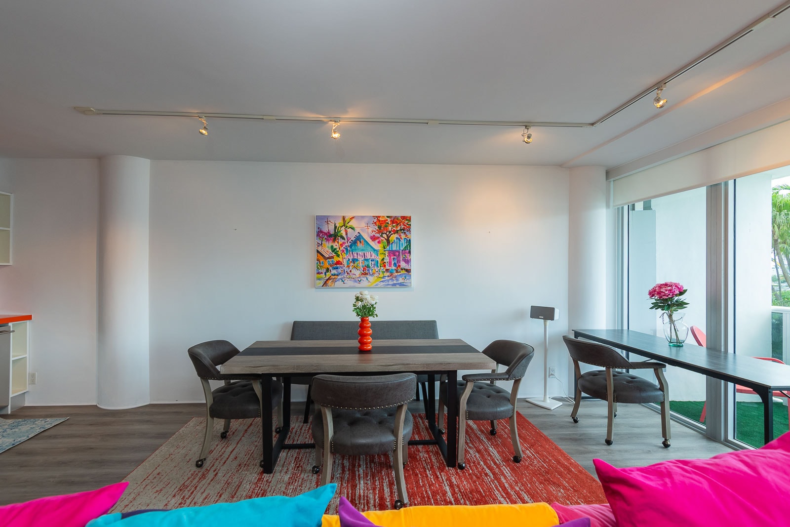 Dining Area - 900 Bay Dr