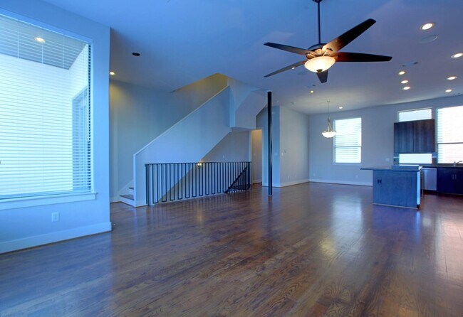 Building Photo - 1504 Hazel St