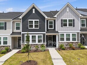 Building Photo - 1529 Foal Run Trl