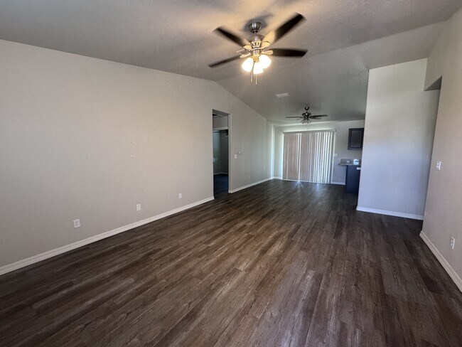 Building Photo - 3281 Whitehead Ave