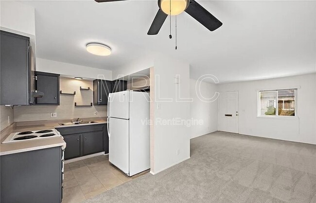 Building Photo - 10224 Holburn Dr