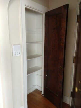 Building Photo - 1914 W Morse Ave