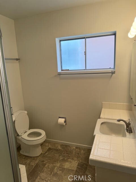 Building Photo - 632 Cliff Dr