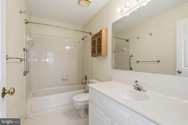 Building Photo - 3931 Tallow Tree Pl
