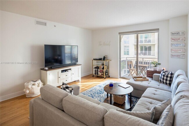 Building Photo - 7275 SW 90th St