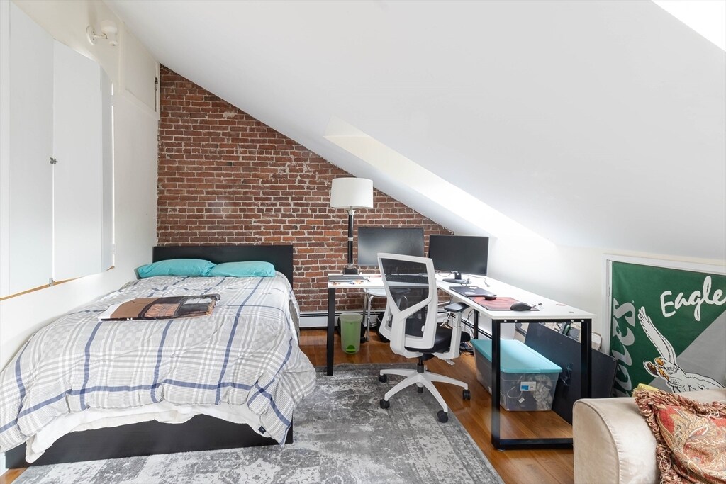 Building Photo - 39 Garrison Rd