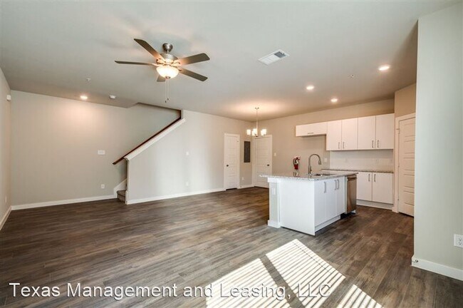 Building Photo - 714 Fallow Dr