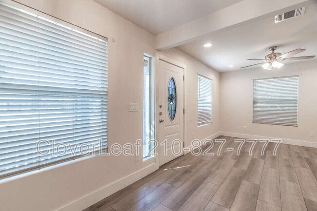 Building Photo - 116 Naylor St