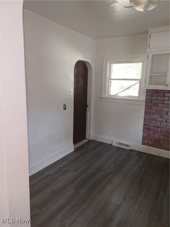 Building Photo - 3842 Watson Ave