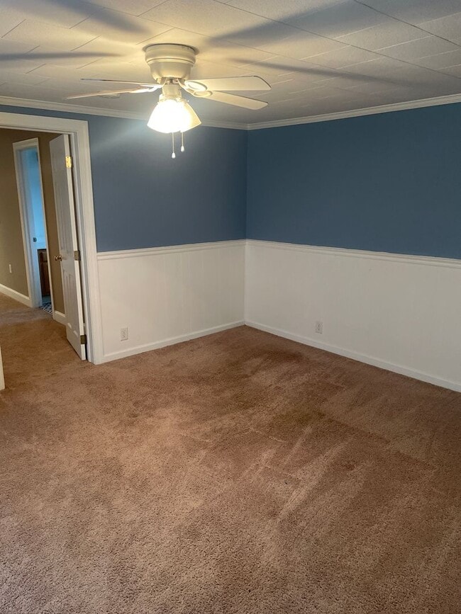 Building Photo - 2812 Kecoughtan Rd