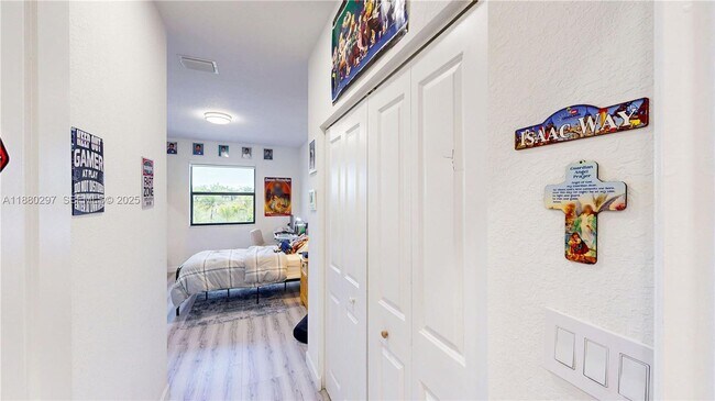 Building Photo - 24902 SW 107th Ave