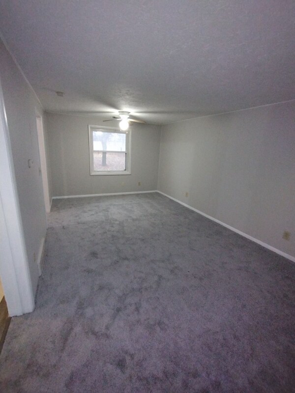 Building Photo - 1085 Catskill Dr