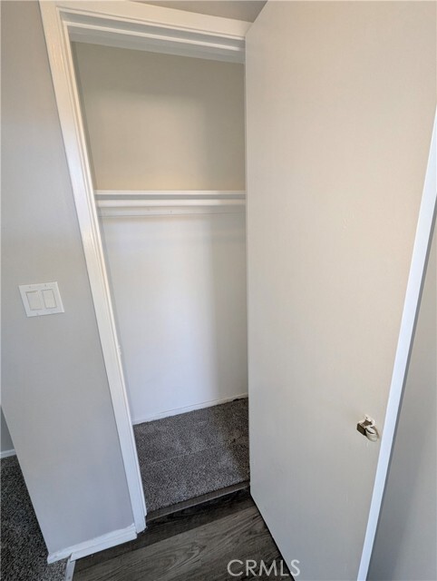 Building Photo - 17031 Pinehurst Ln