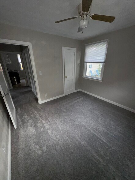 Building Photo - 317 Dune St