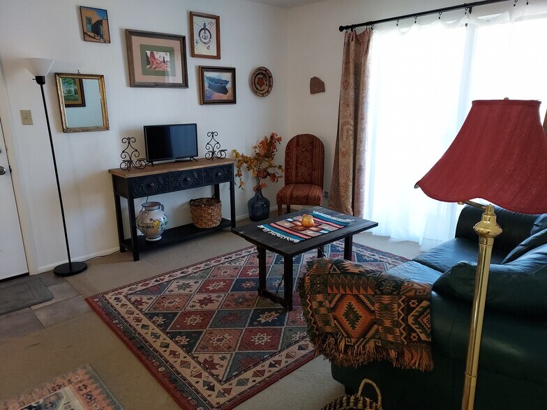 Living Room - 941 Calle Mejia