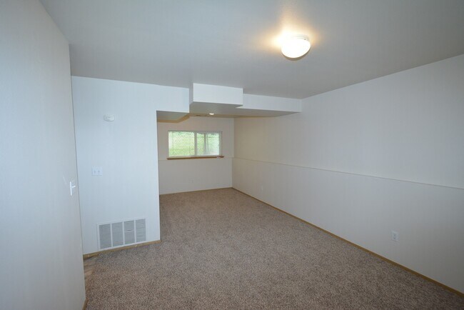Building Photo - 11212 67th Ave Ct E