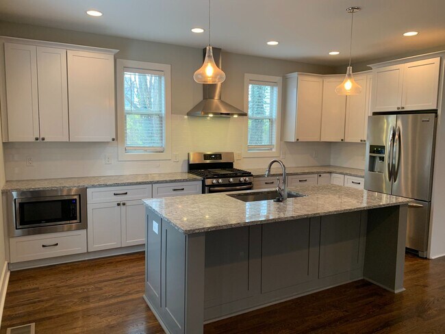 Building Photo - East Nashville 3 Bedroom Home