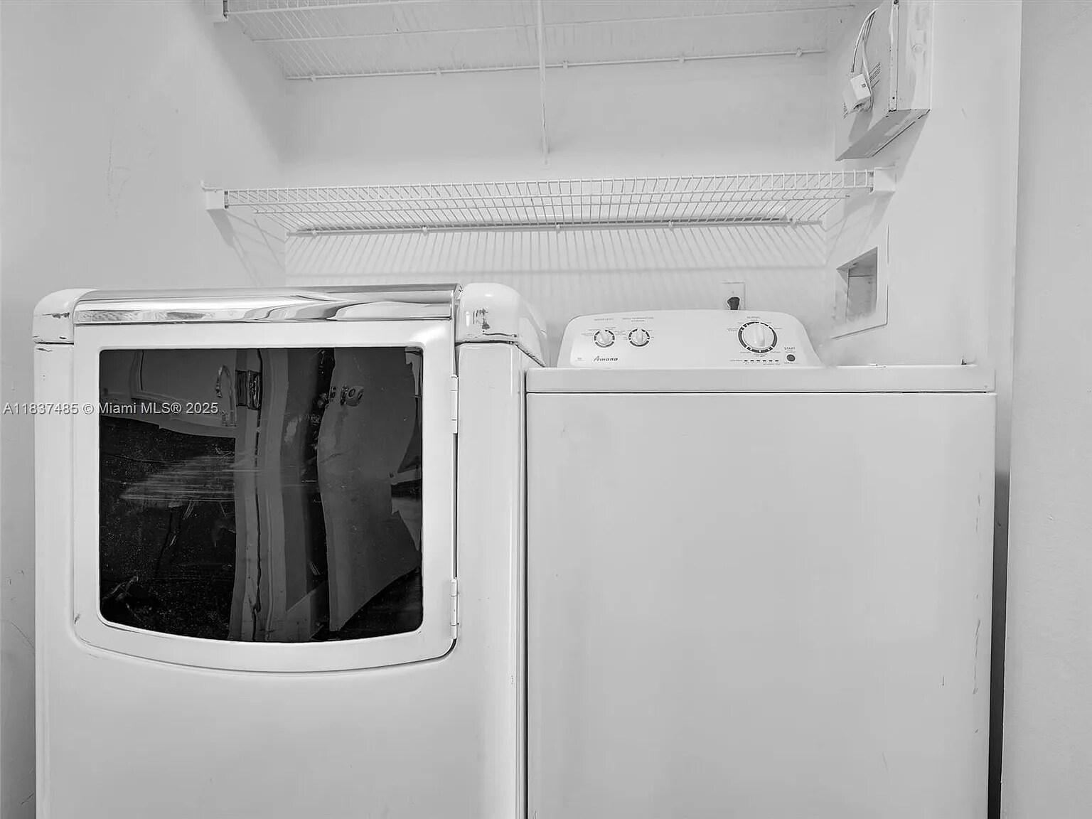 Building Photo - 2071 Renaissance Blvd