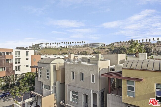 Building Photo - 13020 Pacific Promenade