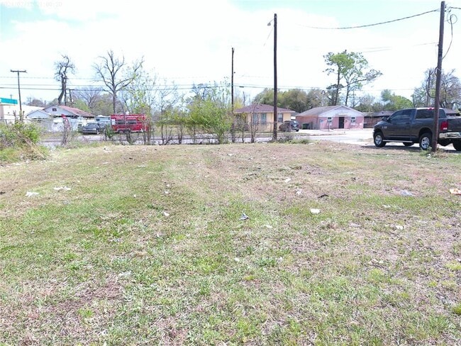 Building Photo - 7949 Lockwood Dr