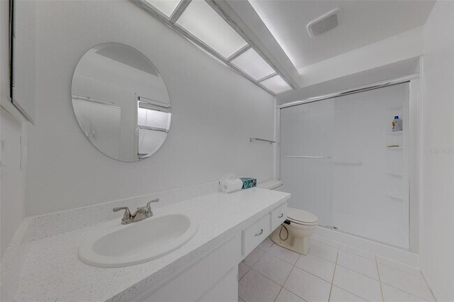 Building Photo - 2460 Northside Dr