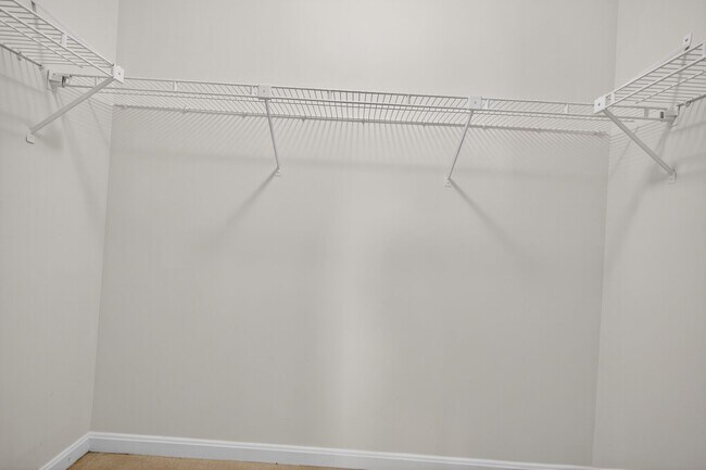 Building Photo - 18318 Streamside Dr