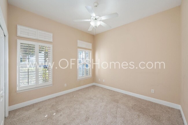 Building Photo - 1558 Venice Ave