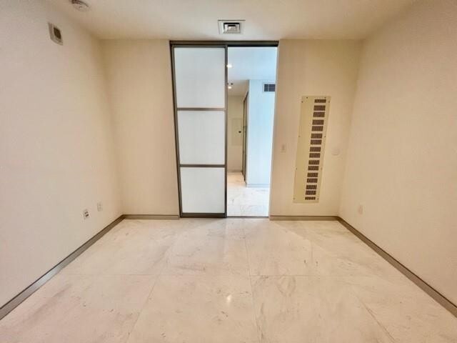 Building Photo - 16901 Collins Ave
