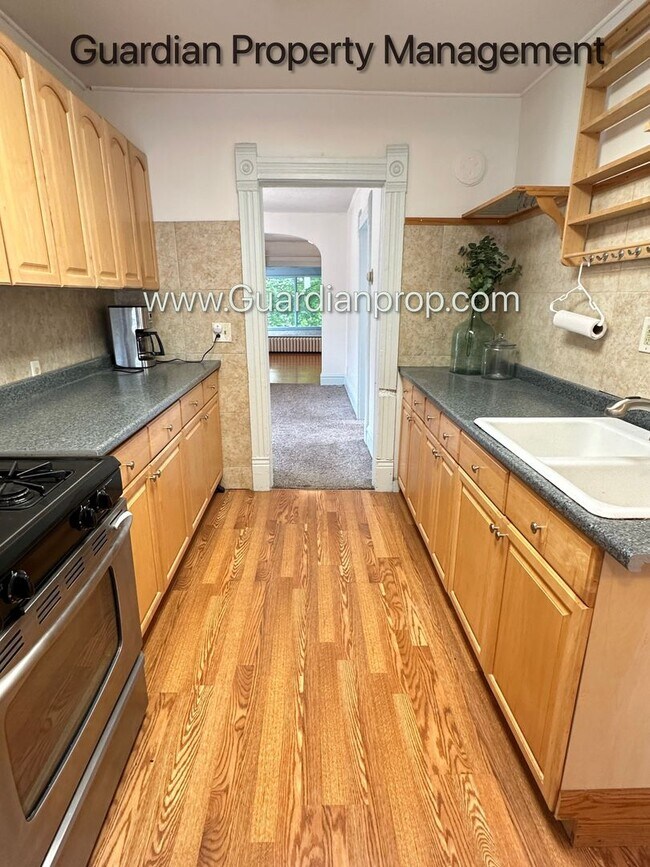 Building Photo - 4829 Vincent Ave S