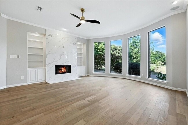 Building Photo - 8220 Misty Shores Ln