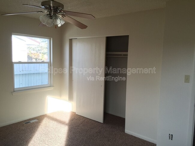 Building Photo - 707 Lee Dr