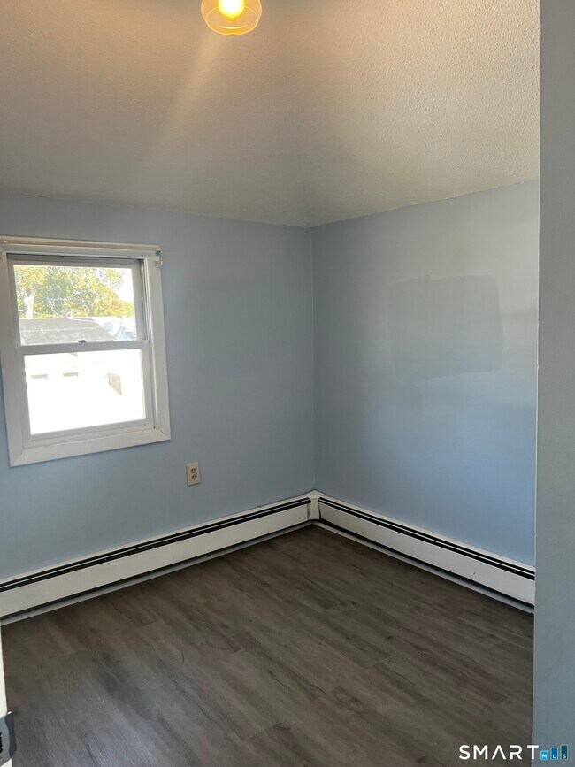 Building Photo - 40 Portland Ave