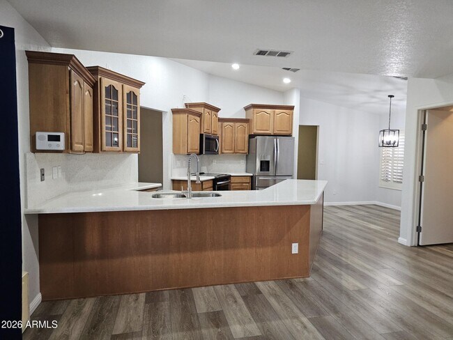 Building Photo - 3337 W Kristal Way