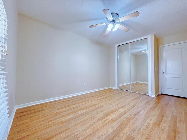 Building Photo - 14718 Atterbury Dr
