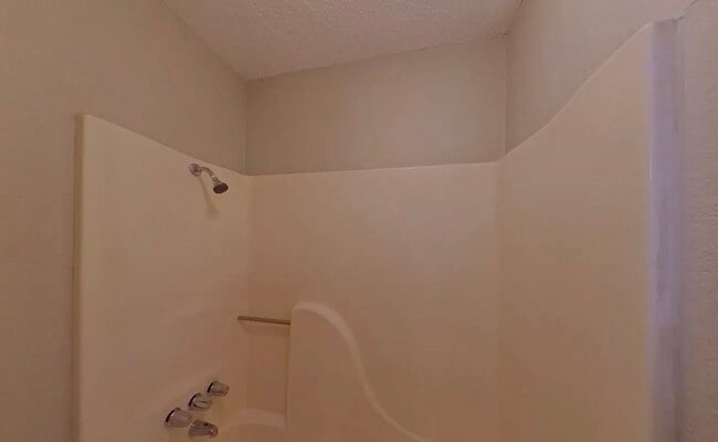 Building Photo - AVAILABLE NOW