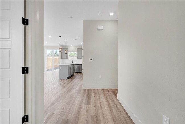 Building Photo - New Construction!
