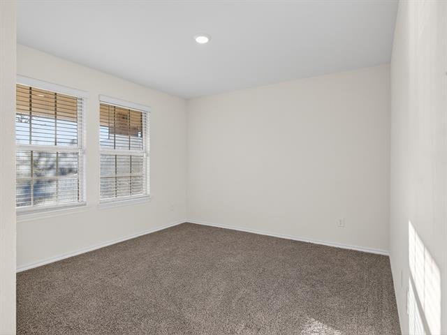 Building Photo - 3325 Stanley St