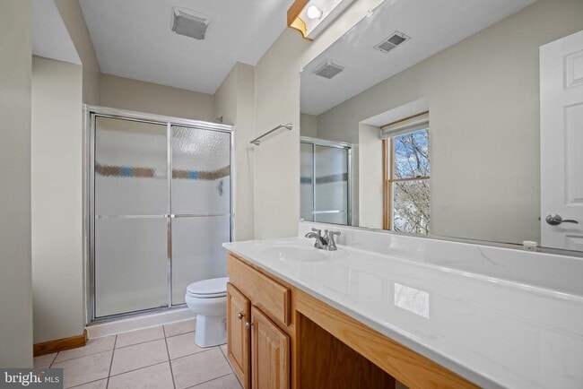 Building Photo - 8669 Concord Dr