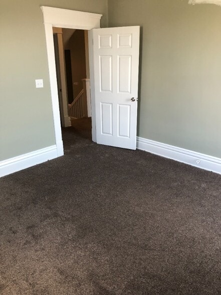 Building Photo - 830 9th Ave