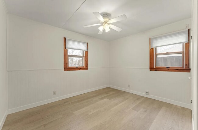 Building Photo - 804 E Michigan Ave