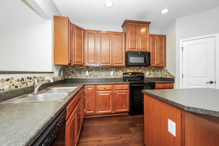 Building Photo - 2642 Apple Cross Ct