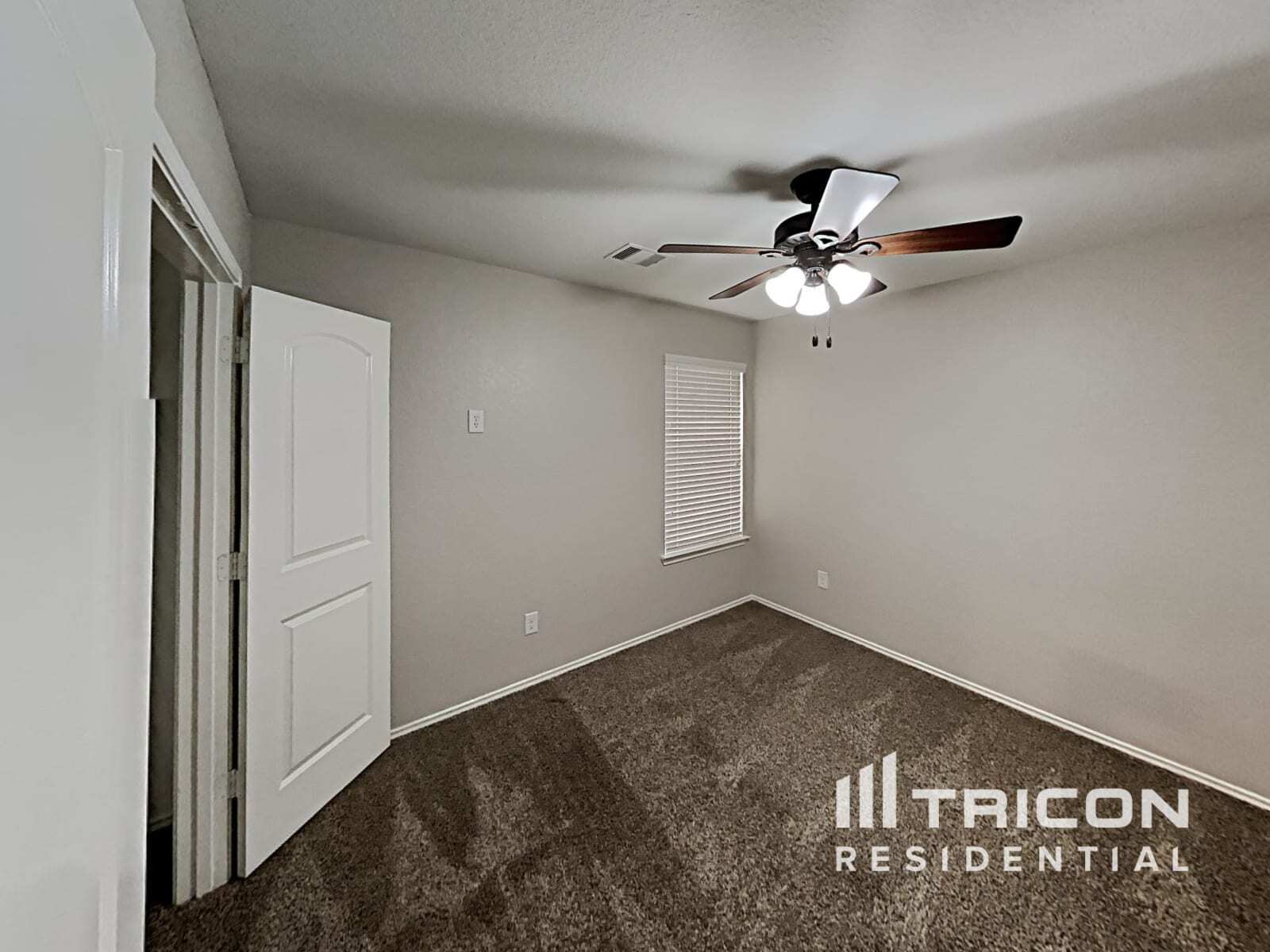 Building Photo - 15443 Refugio Verde Wy