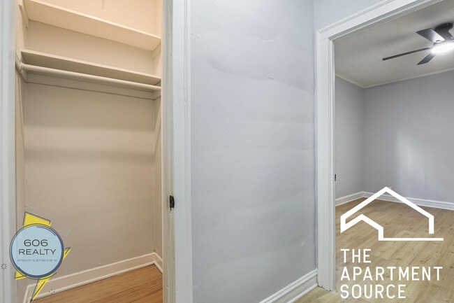 Building Photo - 5244 S Drexel Ave